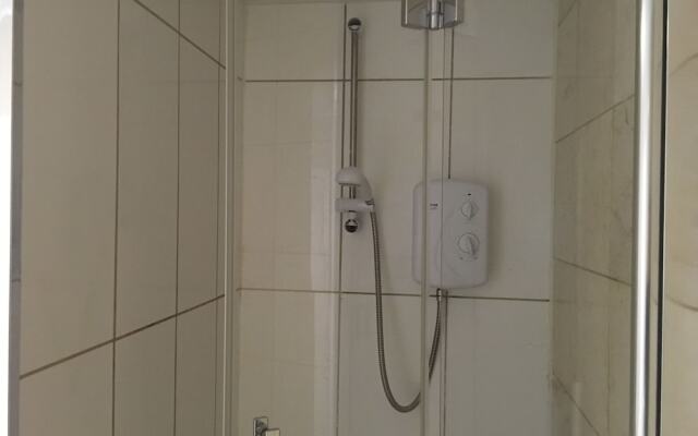 Harbour Lets - New Road Apartment - Porthcawl