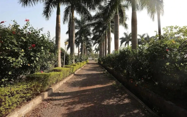 Dhotre Marriage Garden By OYO Rooms