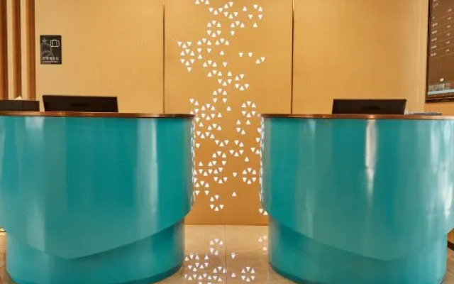 Wuhan Bilang Jia Hotel (Optics Valley Financial Gangbei Subway Station)