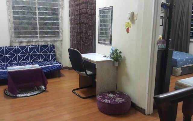 D'hartamas Guesthouse