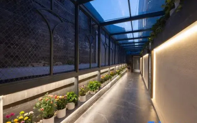 Tangfu Hotel (Yonghegong Branch, Nanluoguxiang, Beijing)