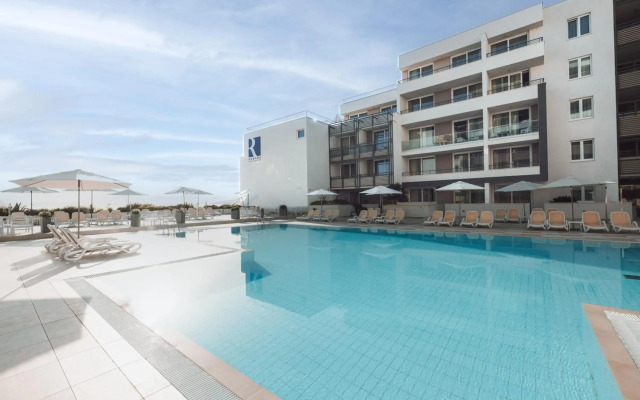 Romana Beach Resort