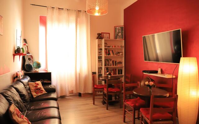 Român Holidays Hostel