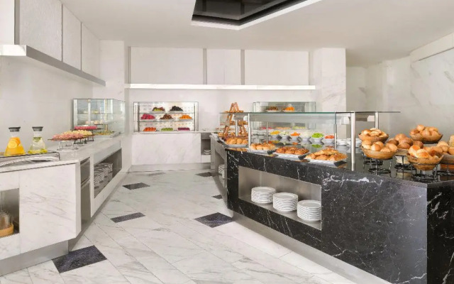 Intercontinental Luanda Miramar by IHG