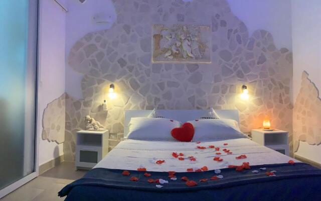 V&M Suite Con Jacuzzi (Adults Only)