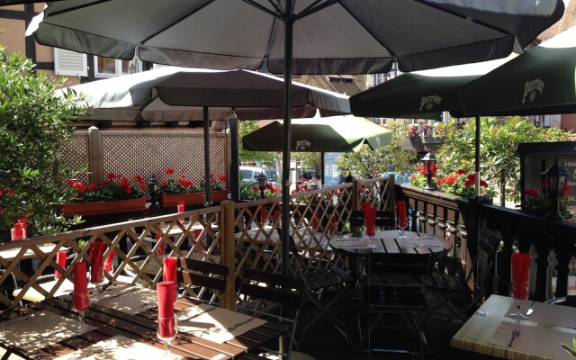 Hôtel Restaurant Le Brochet