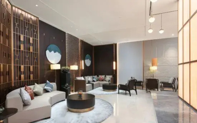 Hua Tai Phoenix Hotel