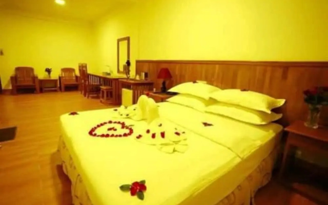 Sky Hotel Hlaing Thar Yar Yangon