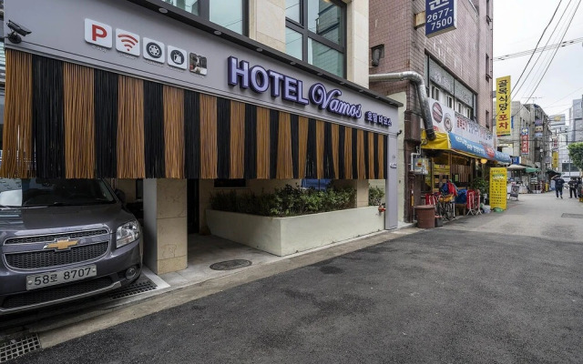 Yeongdeungpo Bamos Hotel