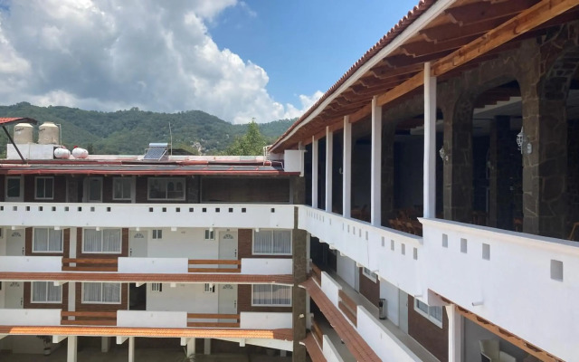 Hotel Tierras Blancas