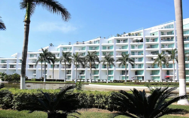 Aria Ocean 188 Flamingos