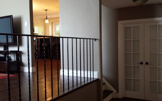 Christine's Bed and Breakfast by Elevate Rooms