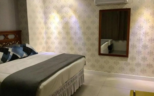 Eleganz Hostel & Suites