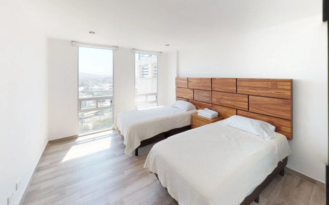Luxury Penthouse in Chapultepec Guadalajara 17A