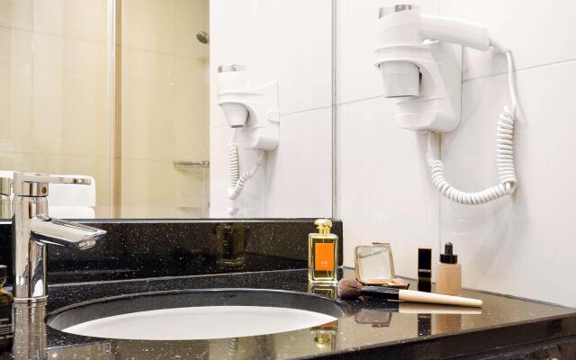 Hotel ibis Al Rigga