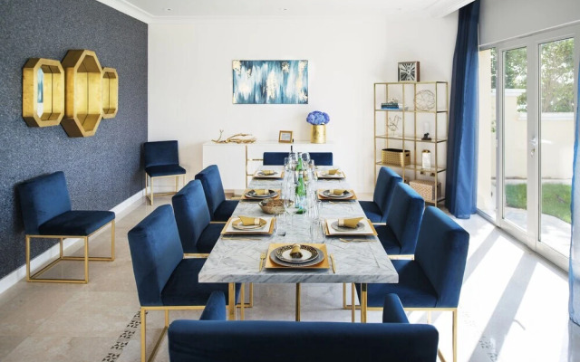 The Palm Jumeirah Villas - Frond E