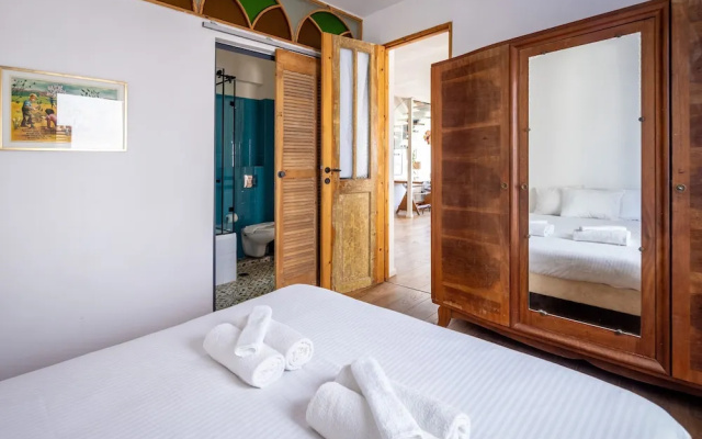 Allenby Artsy Stay by Sea N' Rent
