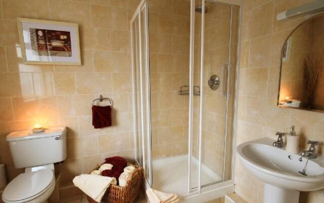 Jacob's Well Hotel