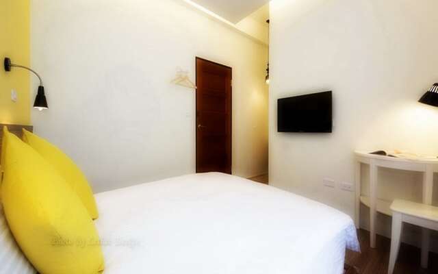Simple Travel Stay