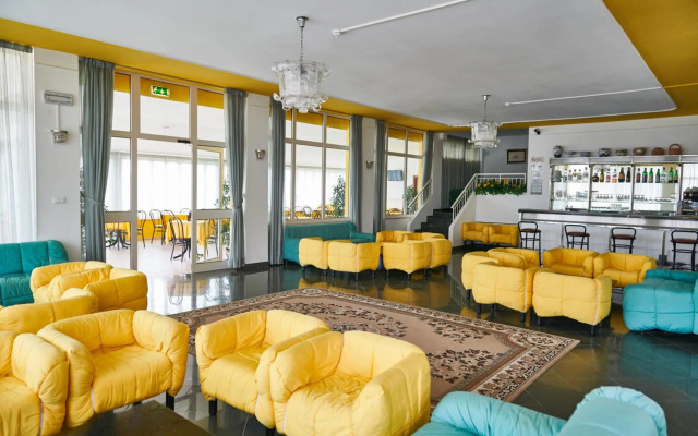 Hotel Caesar (Bed and Breakfast)