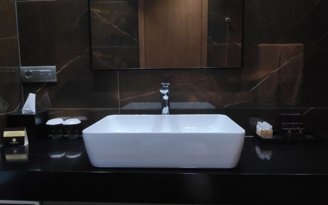Supreme Hotel & Spa