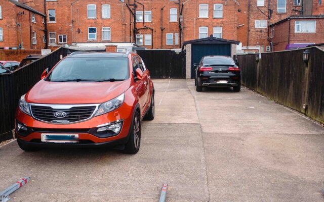 The Chadwick Holiday Flats