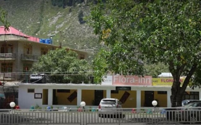 Flora Inn Hotel Naran