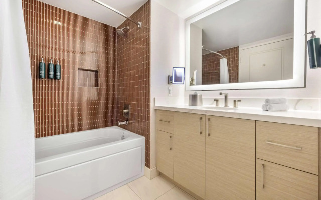 Hilton Grand Vacations Club Elara Center Strip Las Vegas