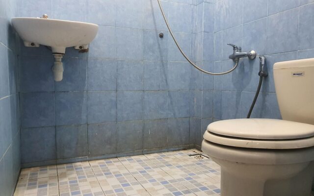 Hotel O Wisma Awal Fajar Syariah Near Mars Gym Bulukumba