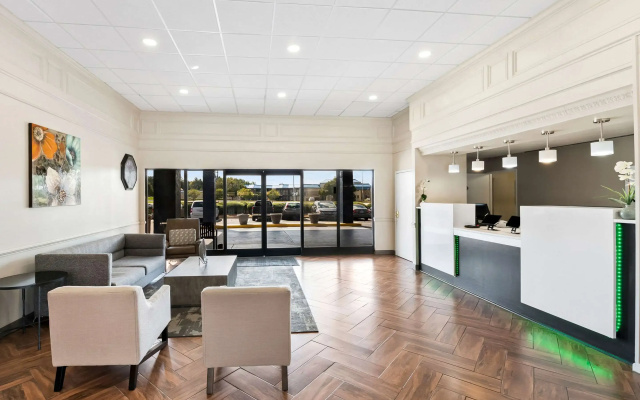 Quality Inn & Suites Fayetteville I-95
