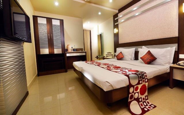 Hotel Navaratna