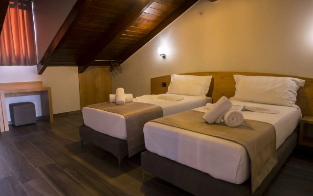 Hotel Pandora Residence