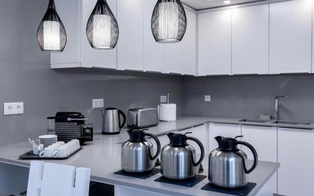 Ilheu 25 Peniche House