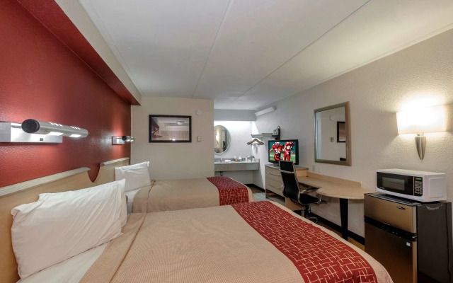 Red Roof Inn Tallahassee - University