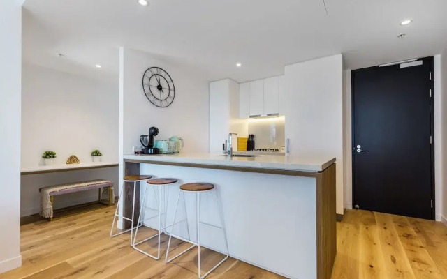 FV Dream 2 BED Apt+ Pool+ Free Parking Qfv211-16