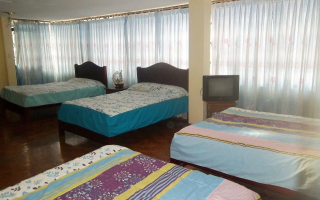 Marilu Blue Hostal