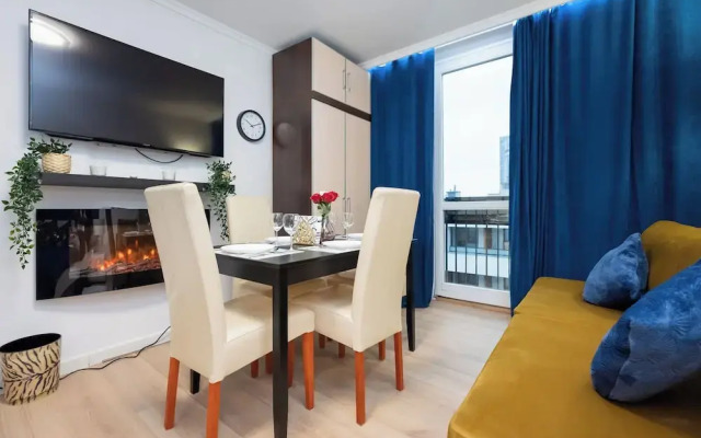 UNIT Warszawa Centrum Room by Metro Rondo ONZ