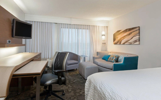 Courtyard by Marriott Dallas Mesquite