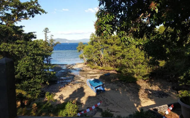 Bunaken Sea Garden Resort And Diving Center