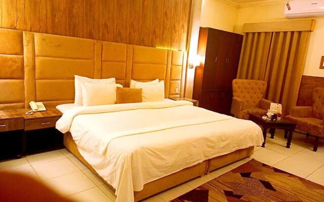 Signature Residence