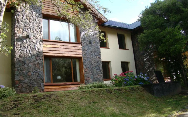 Sendero Lodge