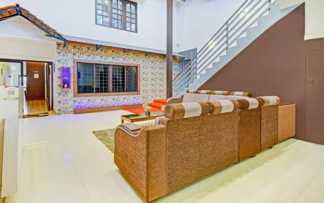 Itsy Hotels Igloo Residency Raja Seat
