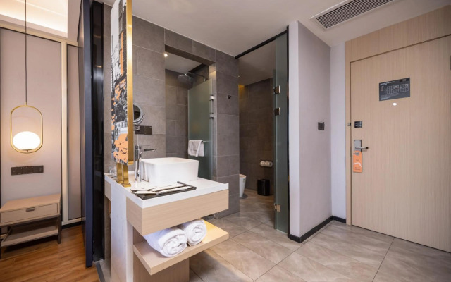 Maxx Phnom Penh Downtown (By H World)