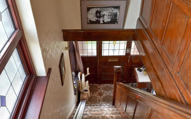 Marstan House