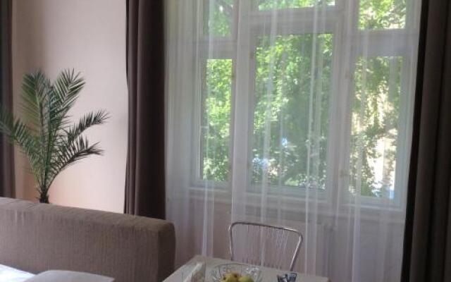 Stefánia Stúdió Apartmanok
