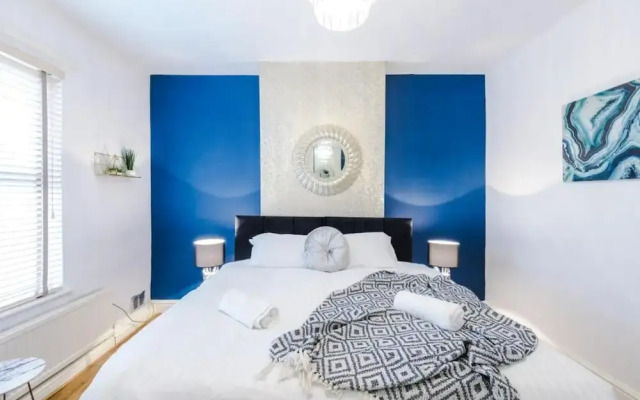 Spacious Bed Rest Stay in Salford City