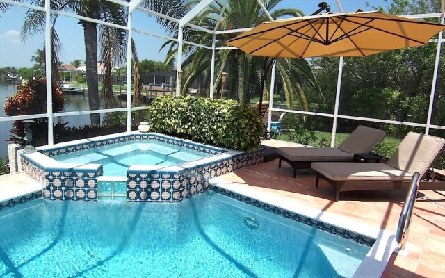 Lady Jane Pool/spa Home Close to Shopping and Restaurants 1049