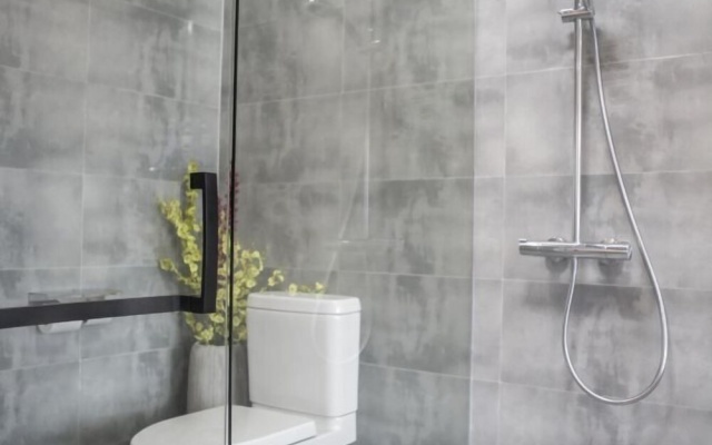 Yiqingshe Tiyun Boutique Inn – Bathroom – Qiandongnan