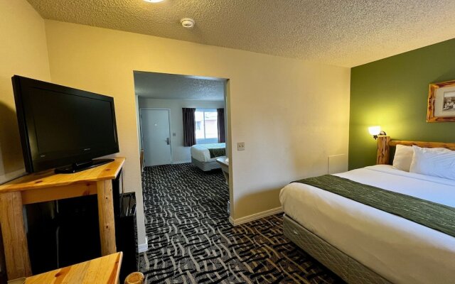 Cody Legacy Inn & Suites