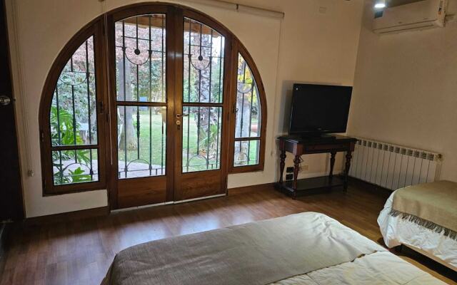 Casa Las Colinas by Vilvey Turismo